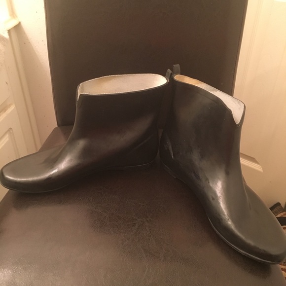 Merona Chelsea Style Rain Boots - Picture 3 of 4